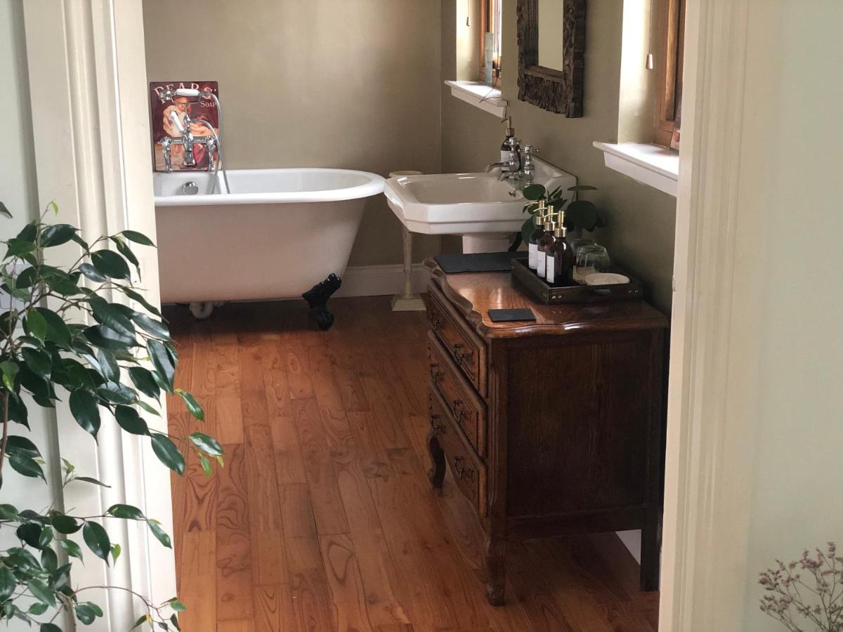 Ach-Na-Sidhe Bed and Breakfast Dores Esterno foto