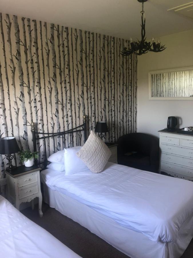 Ach-Na-Sidhe Bed and Breakfast Dores Esterno foto