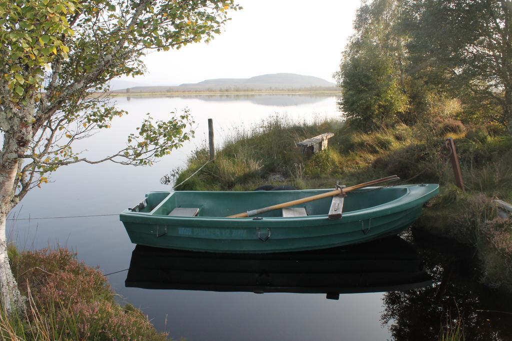 Ach-Na-Sidhe Bed and Breakfast Dores Esterno foto